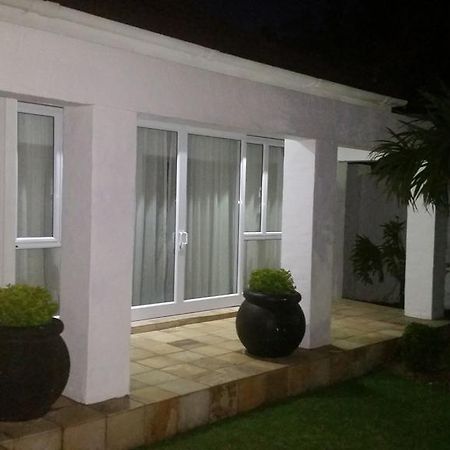 Ballina Ga-El Guesthouse Port Elizabeth Luaran gambar