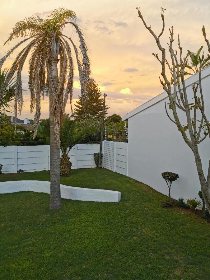 Ballina Ga-El Guesthouse Port Elizabeth Luaran gambar