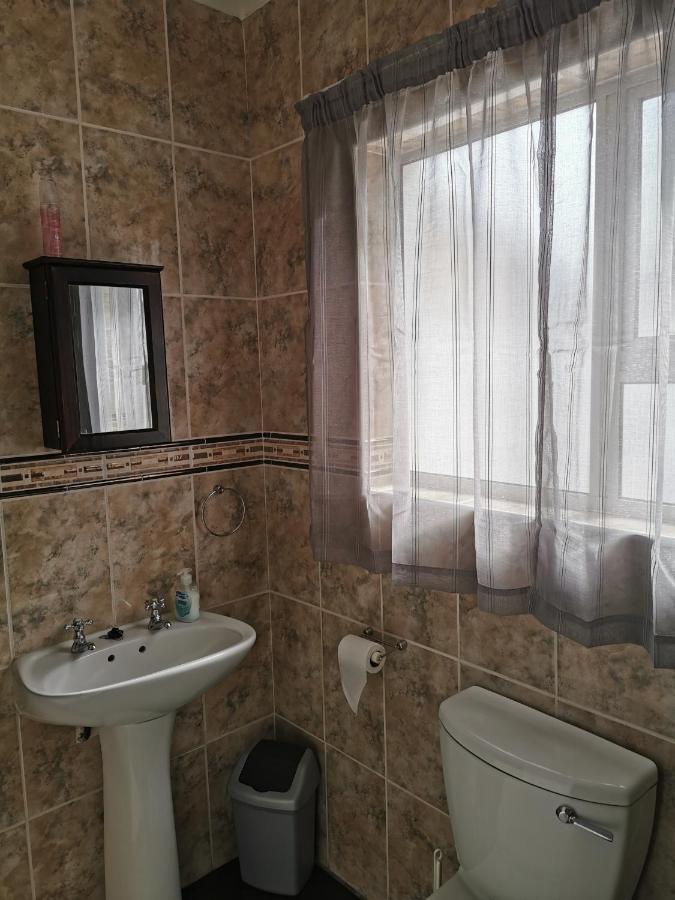 Ballina Ga-El Guesthouse Port Elizabeth Luaran gambar